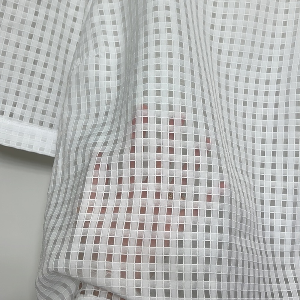 White blouse - Picture 4 of 4